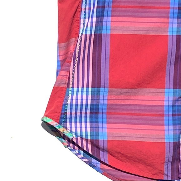 ROBERT GRAHAM Men’s Red Plaid Short Sleeve Button Up Shirt Size Medium - Picture 2 of 7